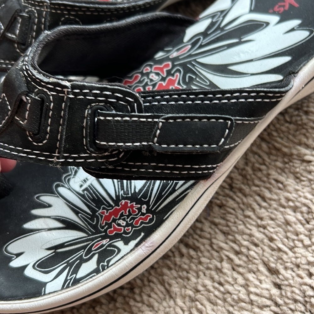 Clarks Sandals - Picture 3 of 4